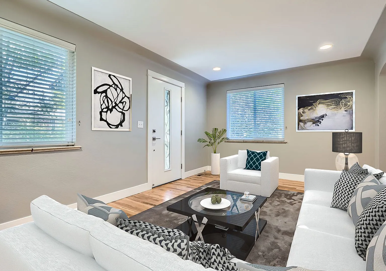 4 Bed, 2 Bath Duplex Bright, Stylish, Move-In Ready and Free to Apply! — Photo 2