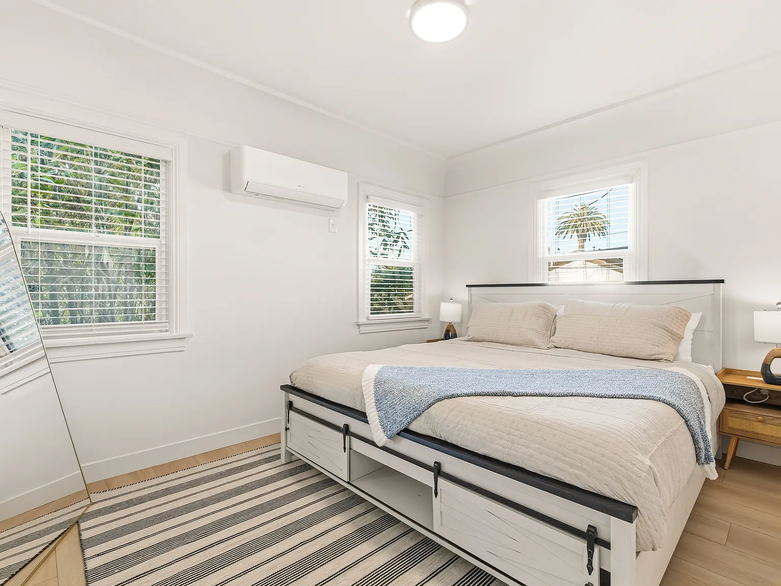 1 bed, $3,195 — Photo 4