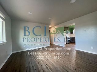 908 74th St E, Tacoma, WA 98404