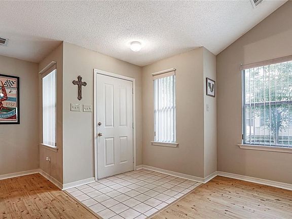 5th image of 47 Barbados Ct E Unit 47