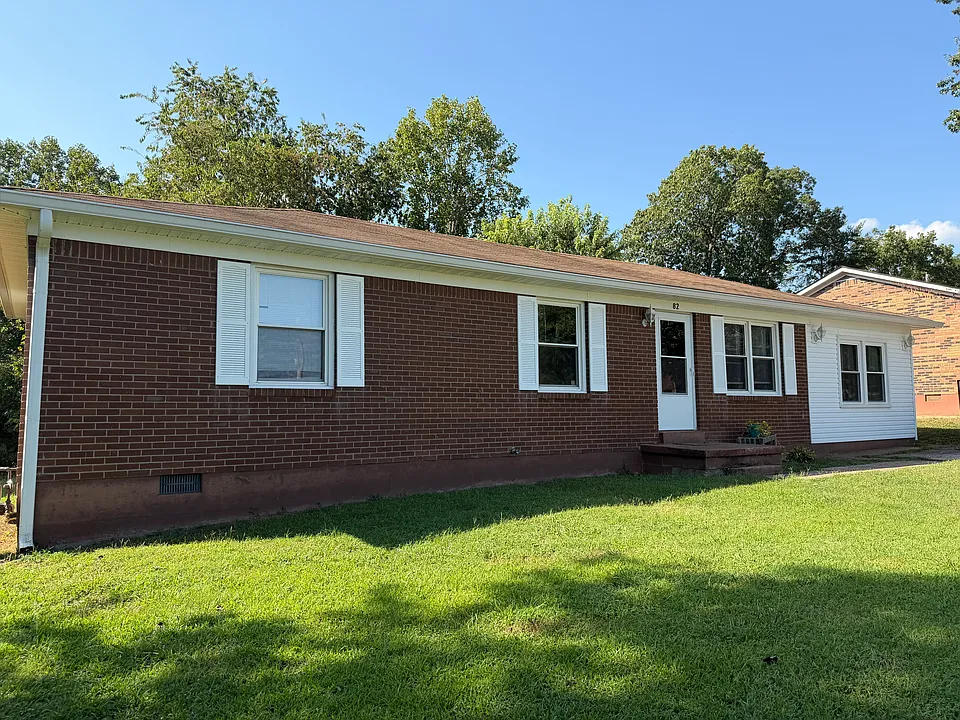 82 Raintree Ct