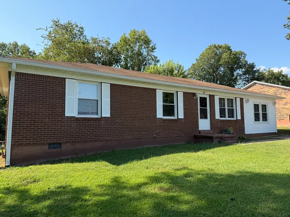 82 Raintree Ct, Irvine, KY 40336