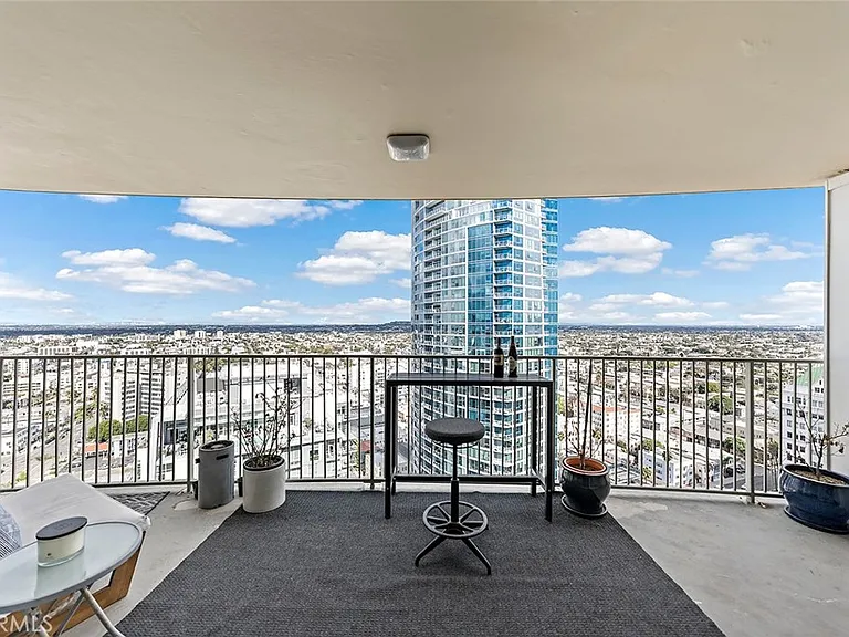 700 E Ocean Blvd #3003 — Photo 4