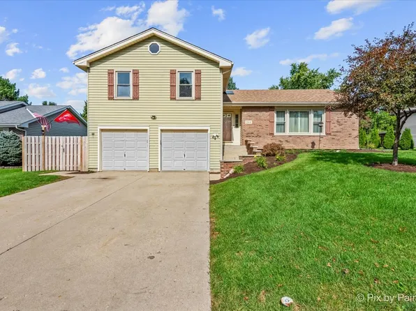 244 Joseph St, Woodstock, IL 60098