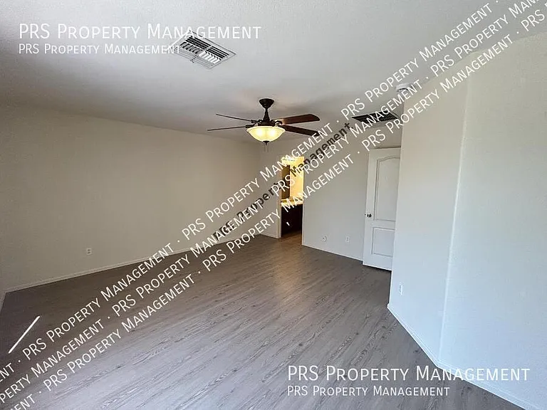 42406 W Sunland Dr — Photo 53
