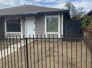 630 S Olive Ave #A, Rialto, CA 92376