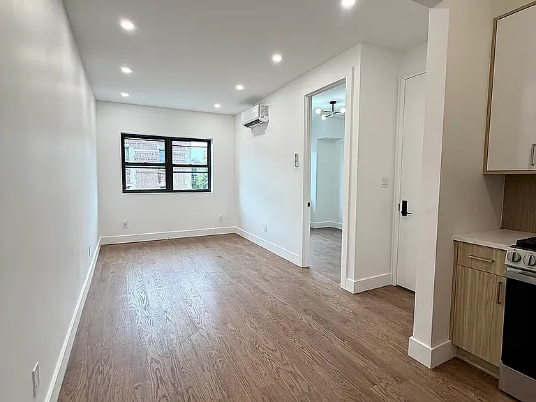 89 Veronica Pl #3 — Photo 6