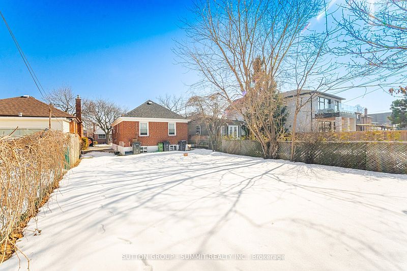 Toronto House for rent - 3 Bedrooms — photo 37