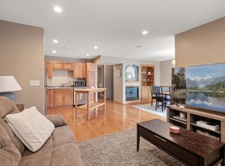 5742 4th St NE, Fridley, MN 55432