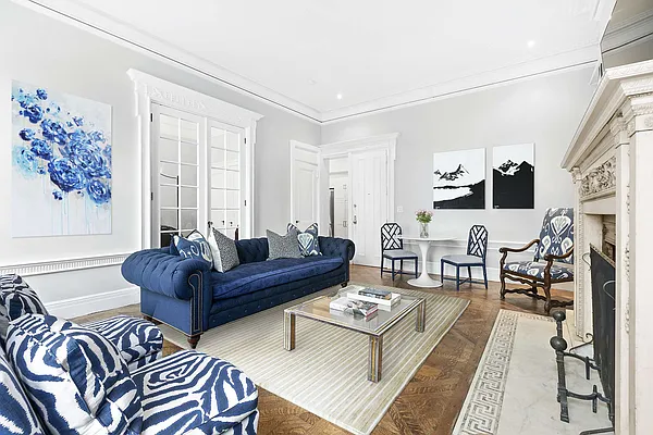 Sold by Compass | media 2