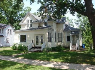 23 E Evans St, Rice Lake, WI 54868