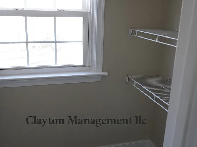 2120 S Waterside Dr — Photo 5