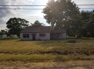 9004 Orchard Rd, Lawrenceville, IL 62439