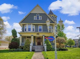 377 McKinley Pkwy, Buffalo, NY 14220