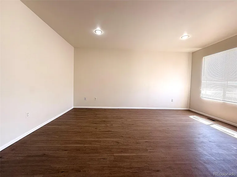 531 S Angus Ave #13 — Photo 21