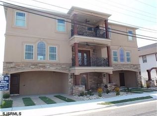 24 S Decatur Ave, Margate City, NJ 08402