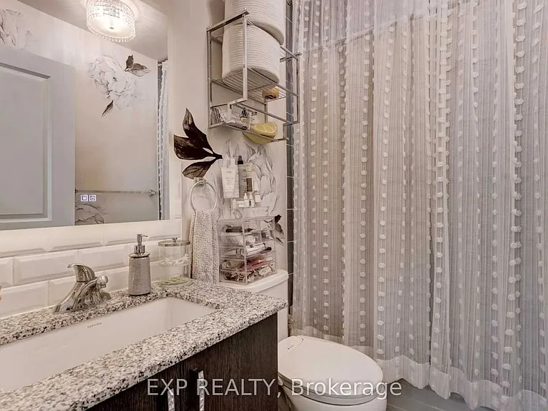 2522 Keele St #419 — Photo 27