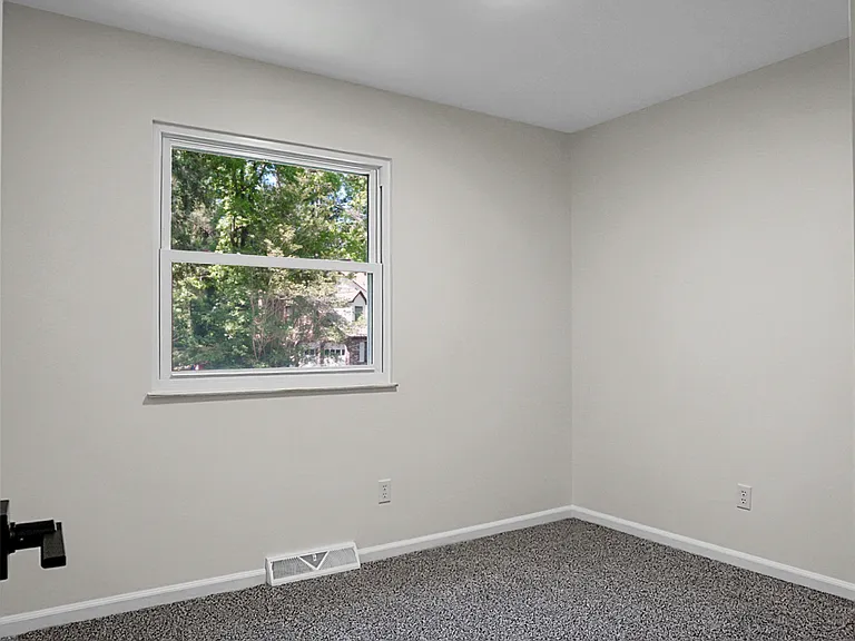 105 Brailsford Rd — Photo 17