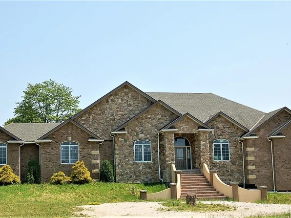 7315 Dewey Rd, Thompson, OH 44086