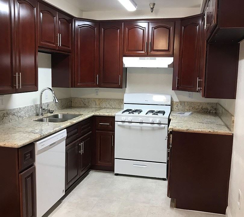 1st image of 1326 W Carson St APT 105
