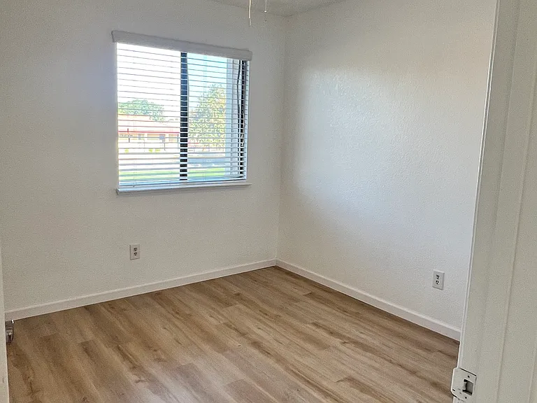 4517 Chaney Ln — Photo 18
