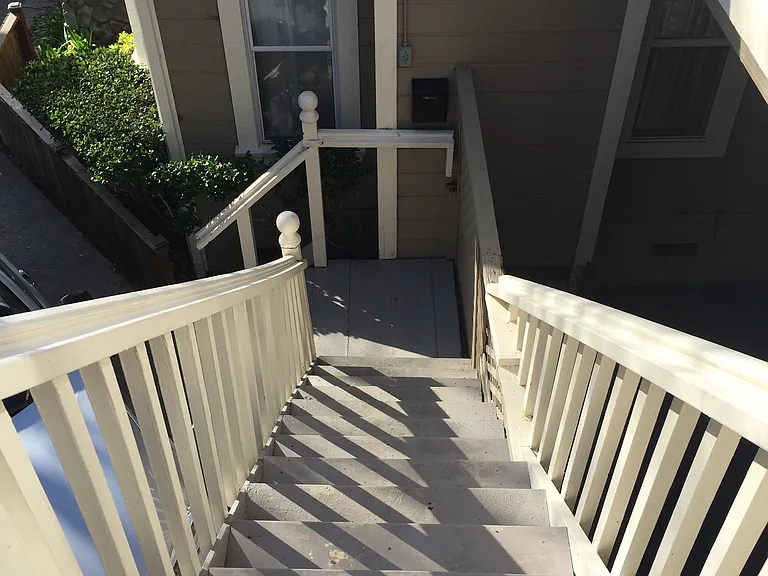 7 Courtney Ln #B — Photo 13