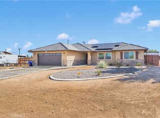 10727 Manhasset Rd, Apple Valley, CA 92308