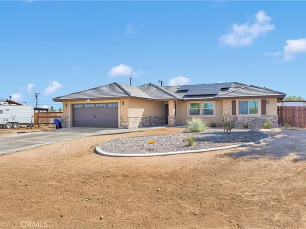 10727 Manhasset Rd, Apple Valley, CA 92308