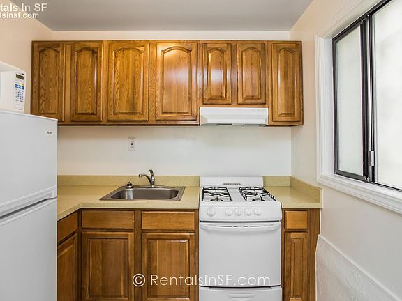 2nd image of 150 Sutro Heights Ave APT 5