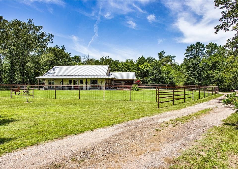 1st image of 426 Vz County Road 1523