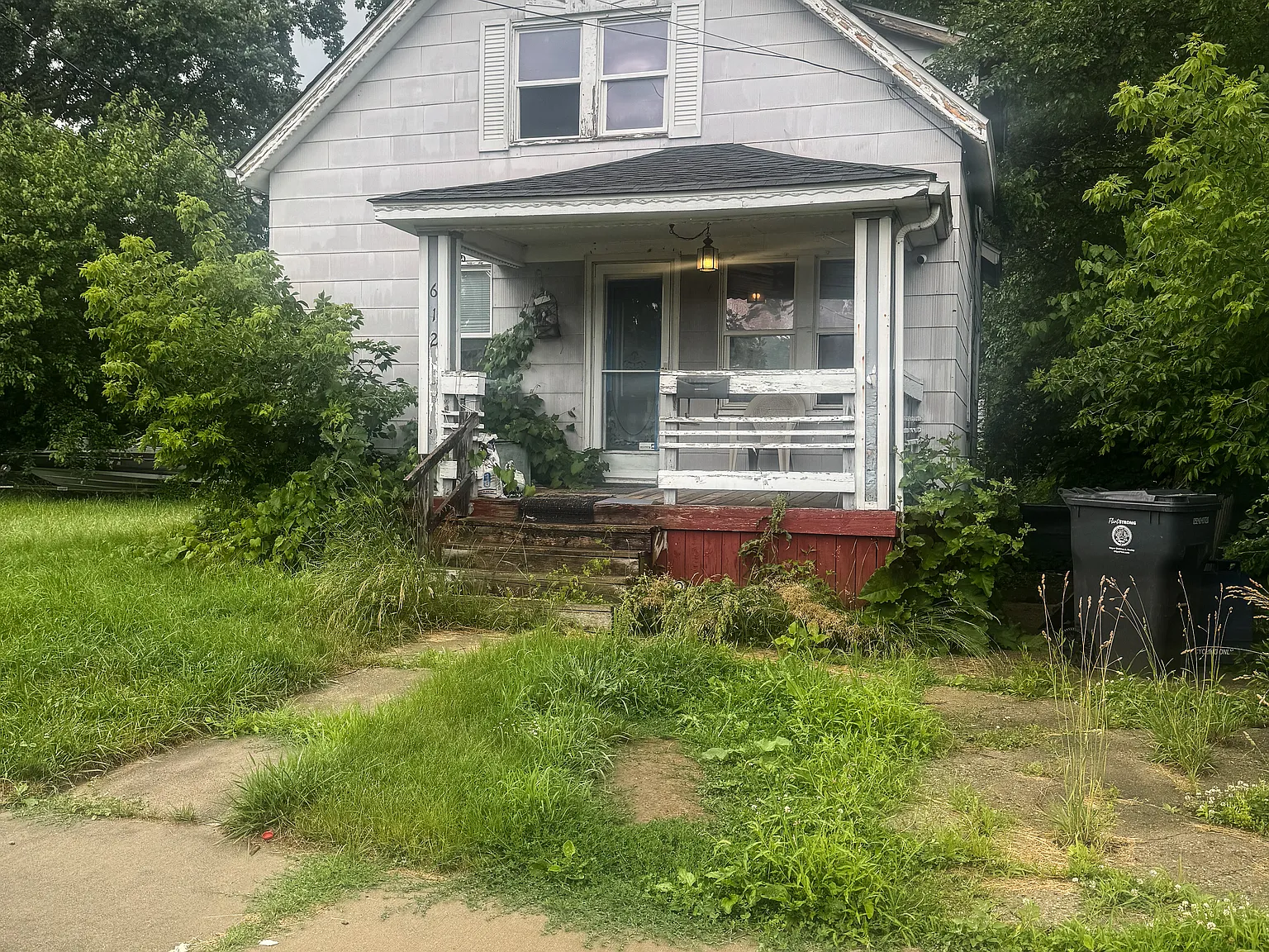 New Roof + Low Move-In Costs Great Value! — Photo 1