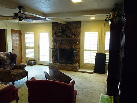 4th image of 9412 Shady Valley Dr