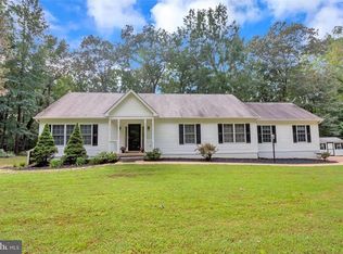 15 Cypress Ln, Fredericksburg, VA 22406