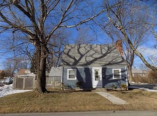 166 Allen Ave, Riverside, RI 02915