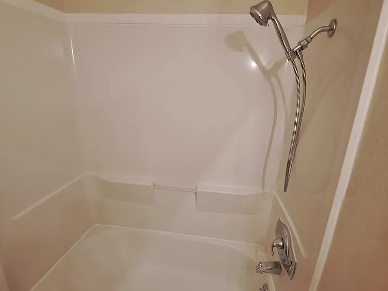 228 W 22nd St #1 — Photo 18