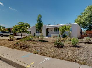 613 Dakota St SE, Albuquerque, NM 87108