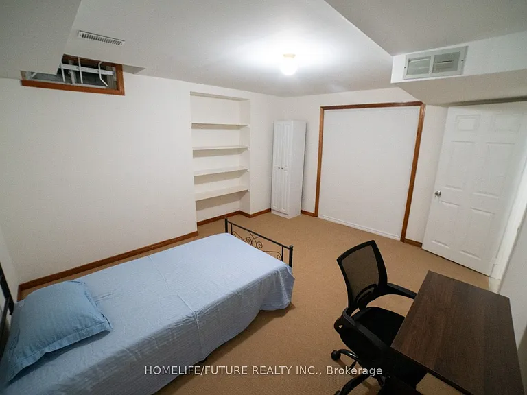 20 Gaslight Cres #BASEMENT — Photo 5