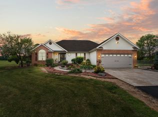 14207 W Yoder Rd, Roanoke, IN 46783