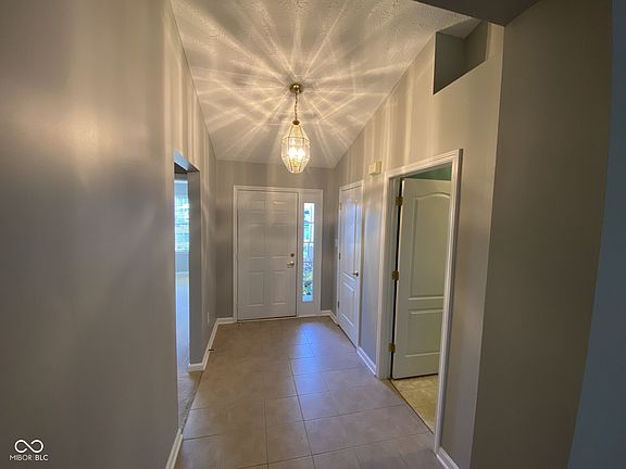 4th image of 1229 Spencer Dr