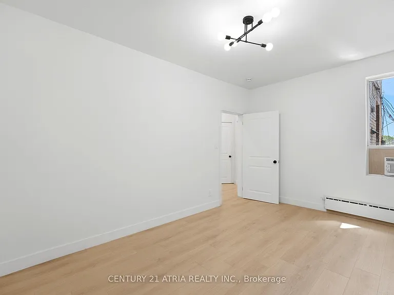 603 College St #2 — Photo 15