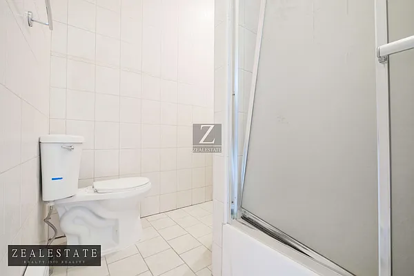 Rented by ZealEstate Group Inc | media 25
