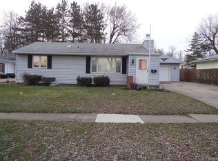 61 Green Acres Rd, Tonawanda, NY 14150