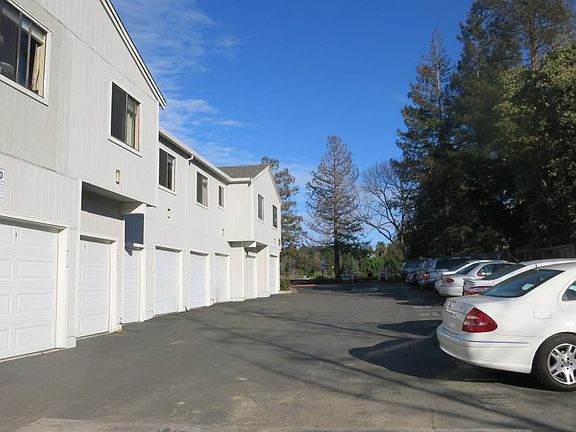 single car detached garage