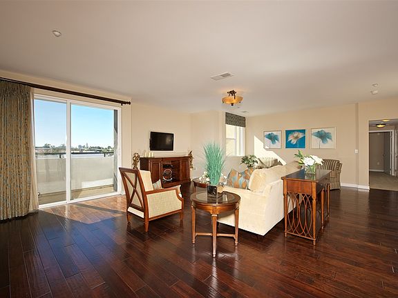 5th image of 3650 5th Ave Unit 401