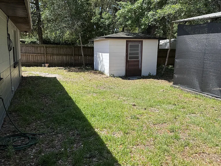 407 SW 1st St — Photo 21