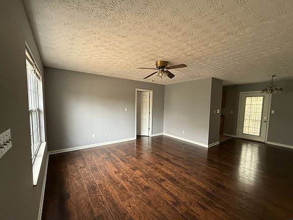 2nd image of 1601 Robert Huff Ln