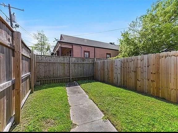 3rd image of 437 Homer St #A