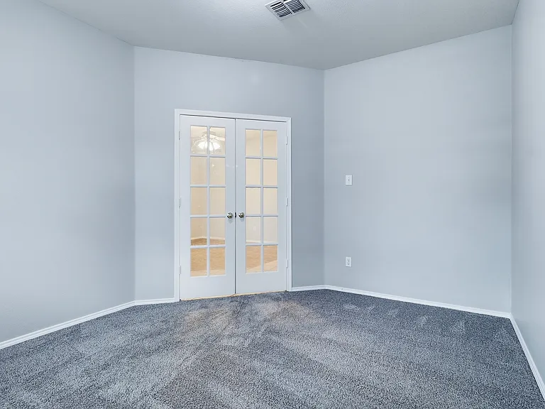 2313 Dalhart Trl — Photo 13