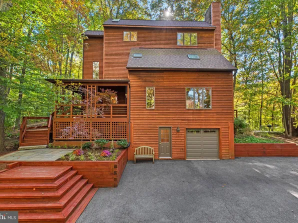 1177 W Mahogany Ln, Crownsville, MD 21032