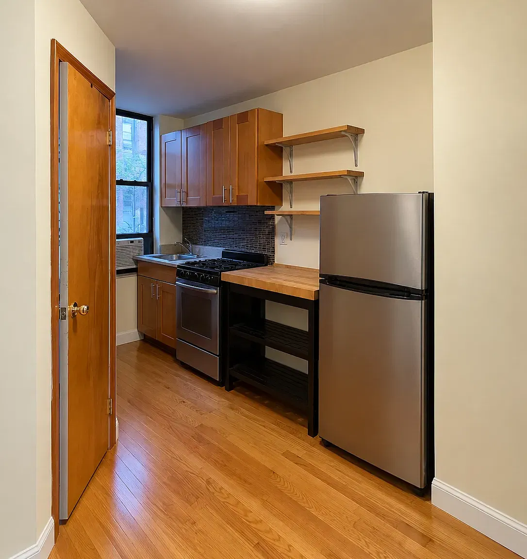 29 Essex Street — Photo 3